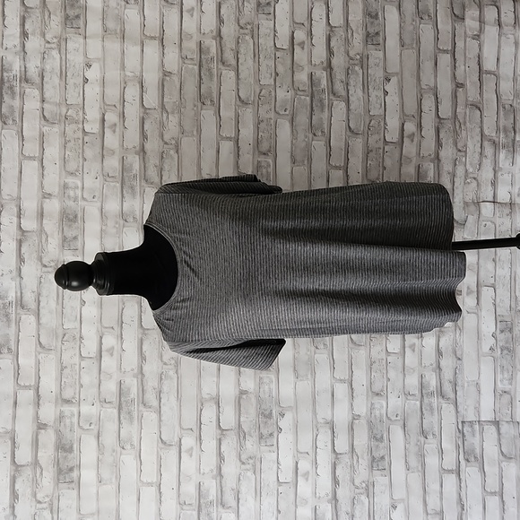 Athletic Works Gray Striped Shirt - Picture 1 of 3